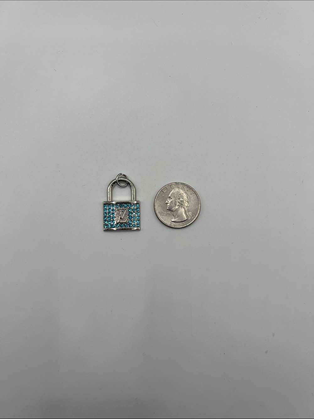 1401. Blue Crystal Padlock Charm Pendant - Picture 2 of 6